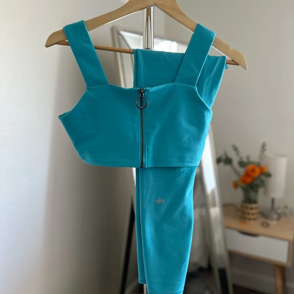 Alo Yoga Airlift SET leggings + Bra LIKE NEW